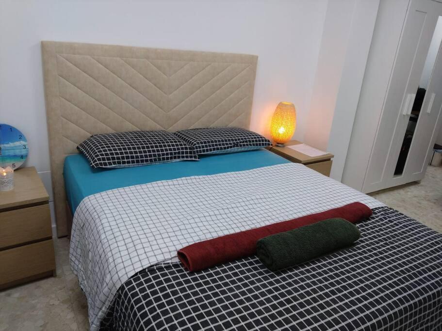 Appartment As A Service. Book It Now مالقة المظهر الخارجي الصورة